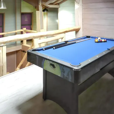 Prázdninový dům Maison Spacieuse A Avec Jacuzzi *