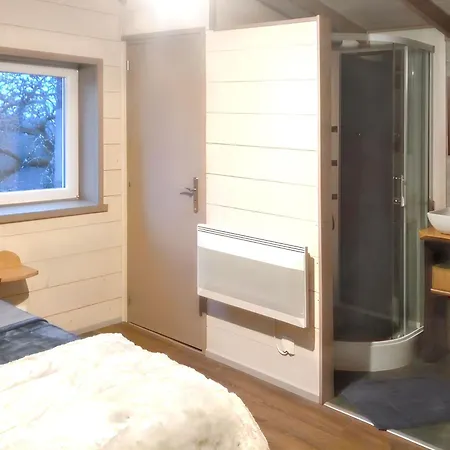 Maison Spacieuse A Avec Jacuzzi Holiday home