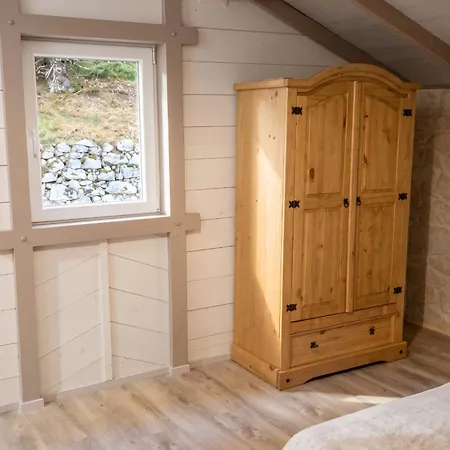 Prázdninový dům Maison Spacieuse A Avec Jacuzzi Arrentès-de-Corcieux