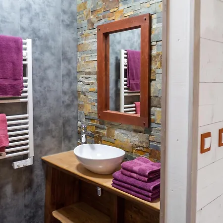 Prázdninový dům Maison Spacieuse A Avec Jacuzzi Arrentès-de-Corcieux