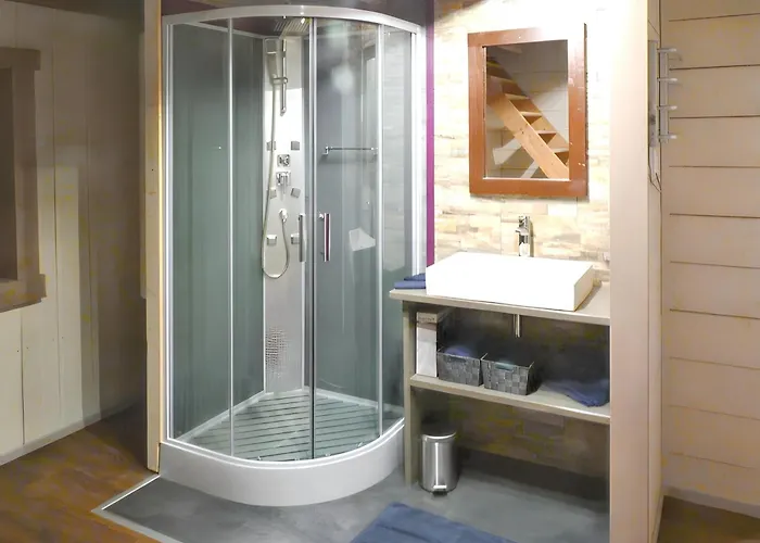 Maison Spacieuse A Avec Jacuzzi